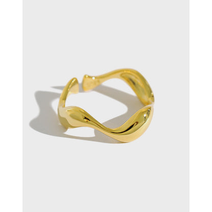 Irregular wavy smooth open ring