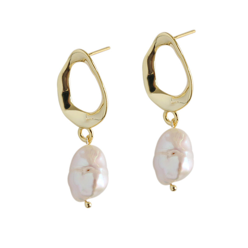 Anarshied pearl earrings
